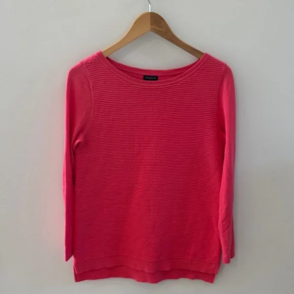 💖 Talbots Vibrant Pink Ribbed Top
Size Small - Picture 1 of 6